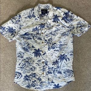 American Eagle Hawaiian Short Sleeve Shirt Small